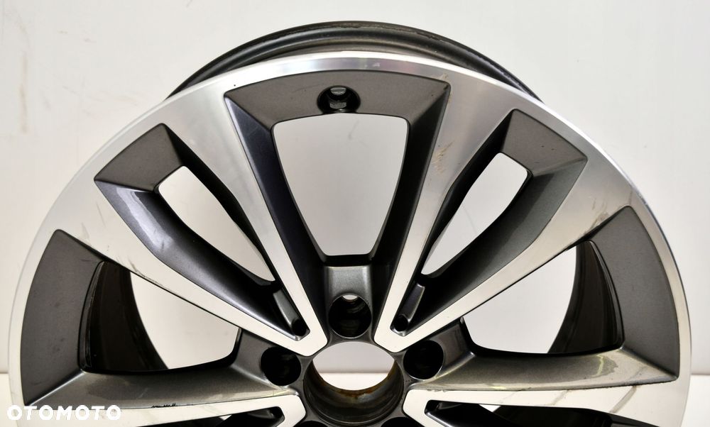 MERCEDES VITO VIANO W447 FELGA 18 CALI A4474015400 - 2