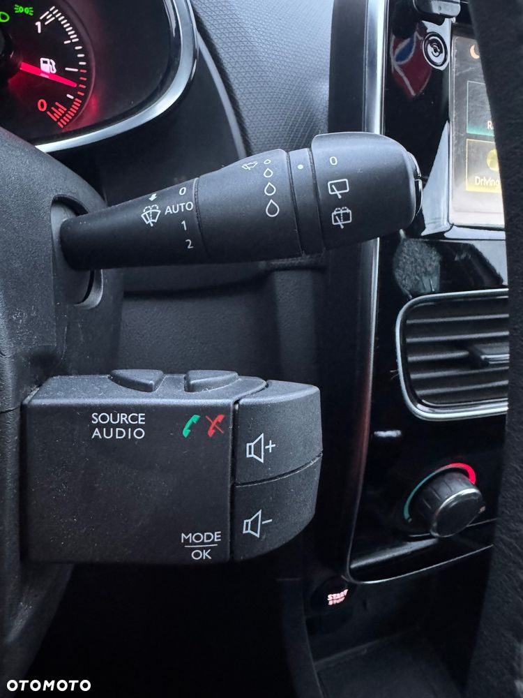 Renault Clio 0.9 Energy TCe Limited - 16