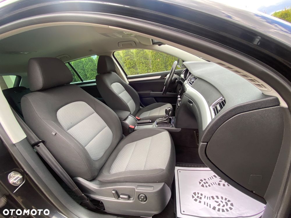 Skoda Superb 2.0 TDI DSG Exclusive - 36