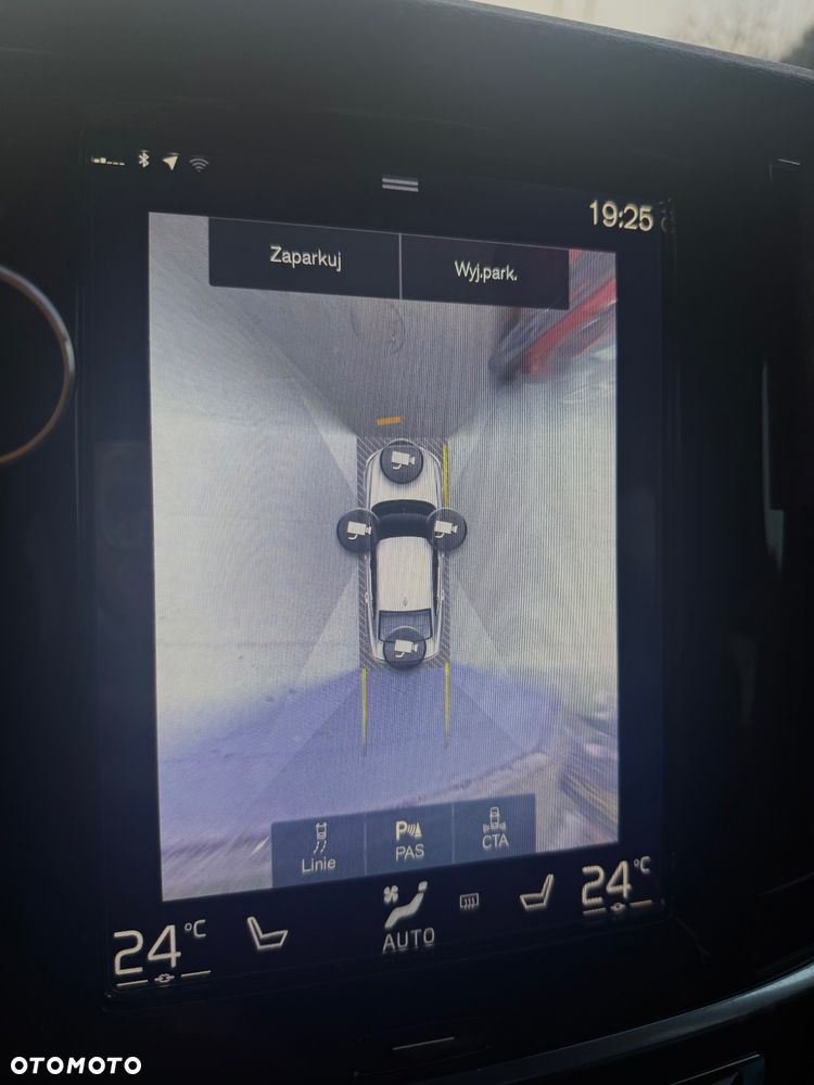 Volvo S90 D4 AWD R-Design - 13