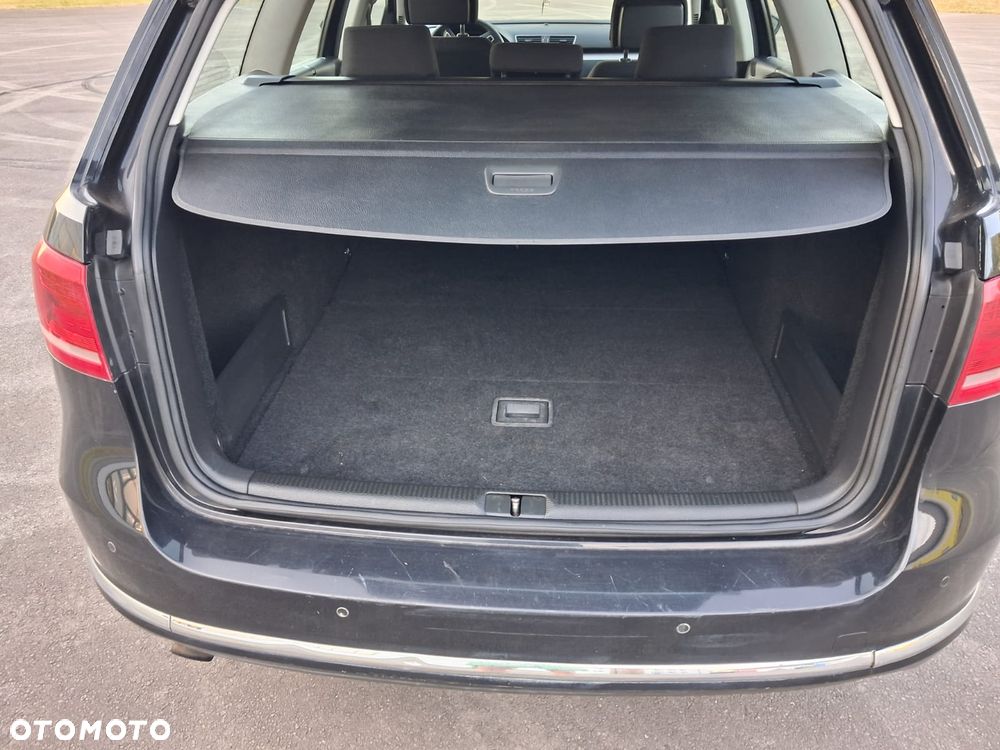 Volkswagen Passat Variant - 12