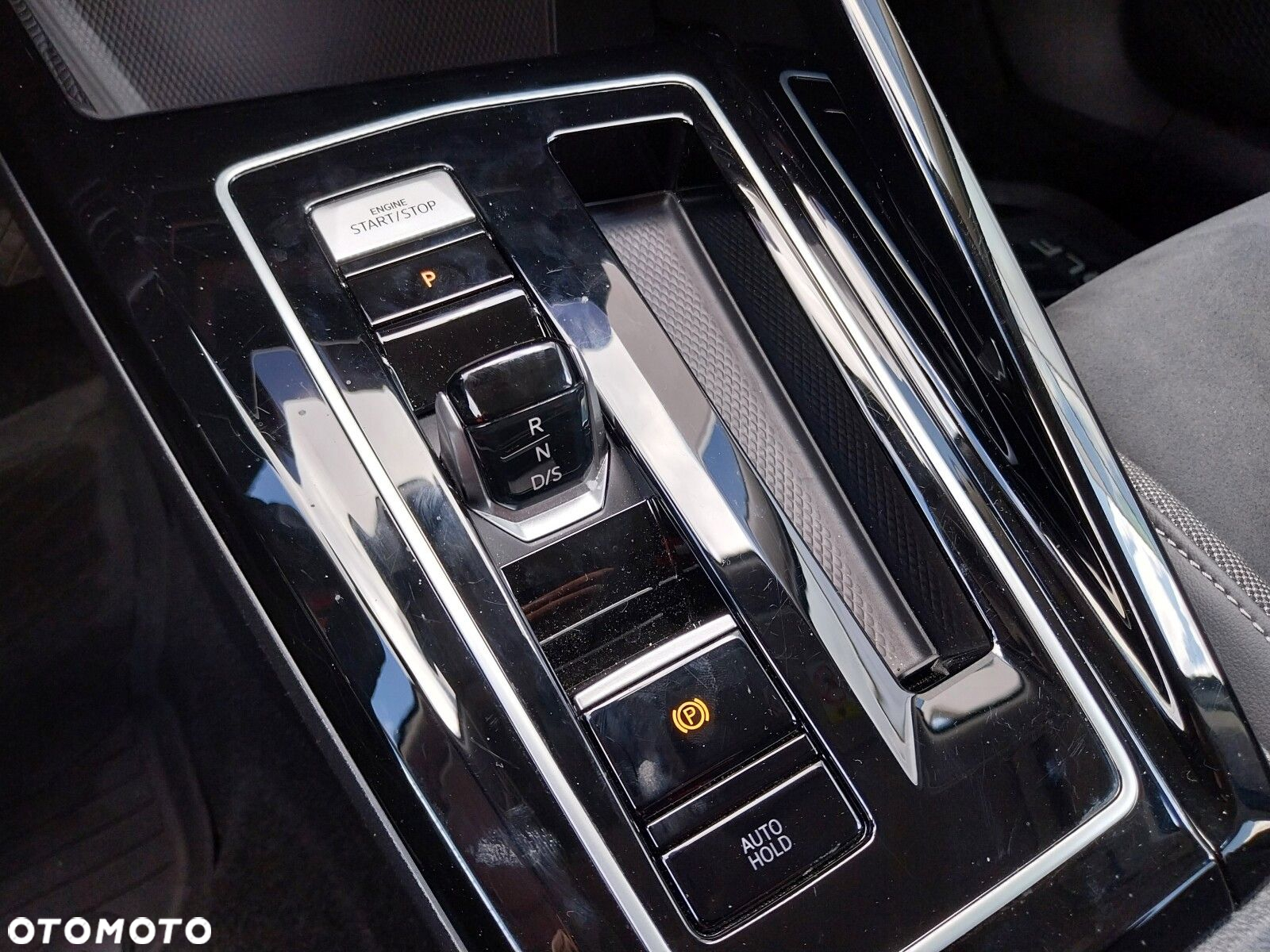 Volkswagen Golf - 38