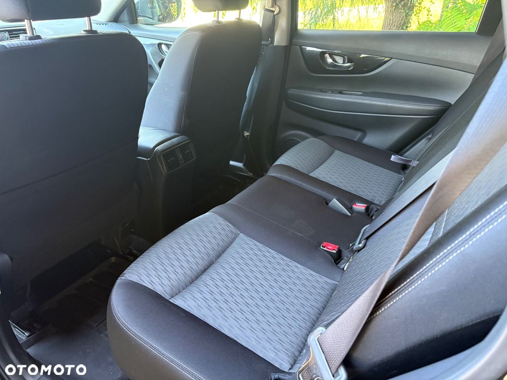 Nissan X-Trail 2.0 dCi N-Connecta 4WD - 18