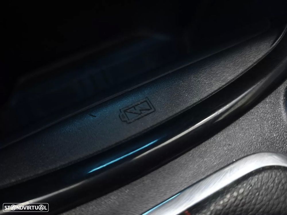 Ford Puma 1.0 EcoBoost Hybrid ST-LINE X DESIGN - 39