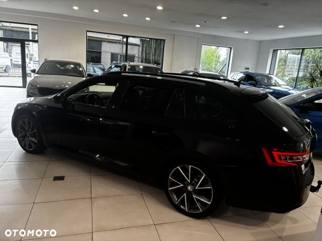 Skoda Superb 2.0 TDI SCR 4x4 Sportline DSG - 8