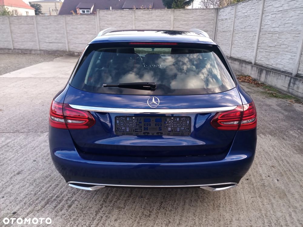 Mercedes-Benz Klasa C 220 d 9G-TRONIC - 4