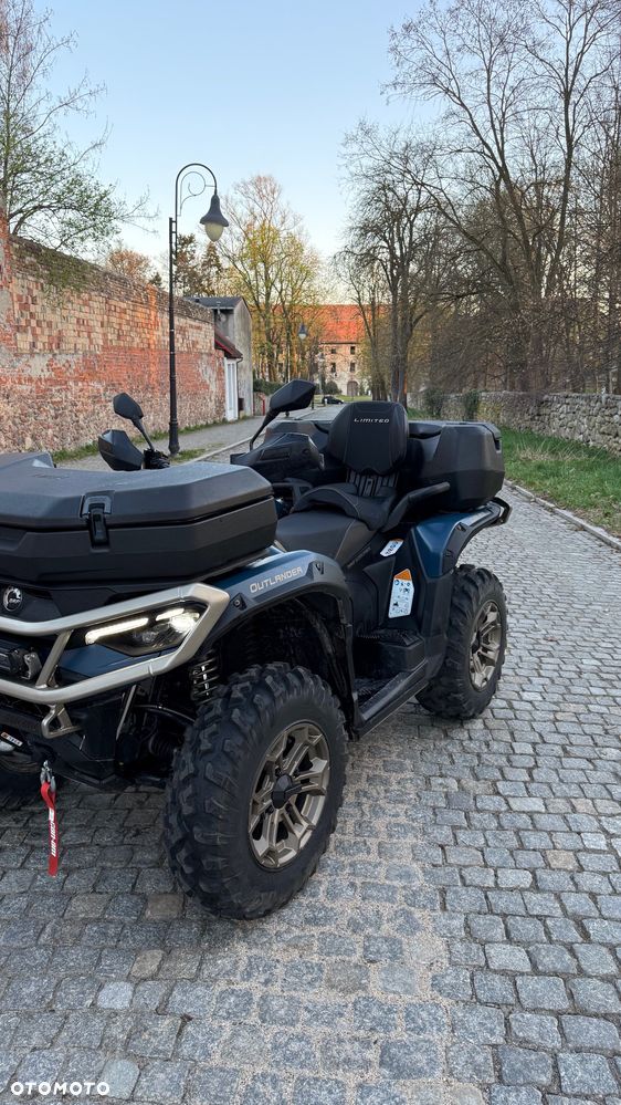 Can-Am Outlander Max - 1