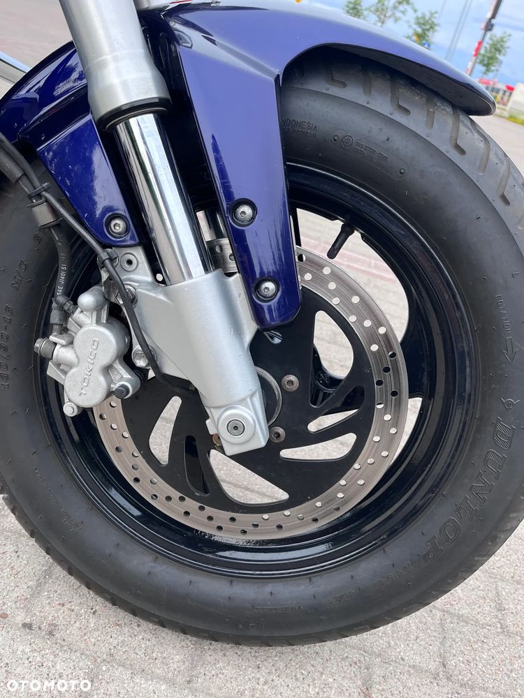 Suzuki Intruder - 7