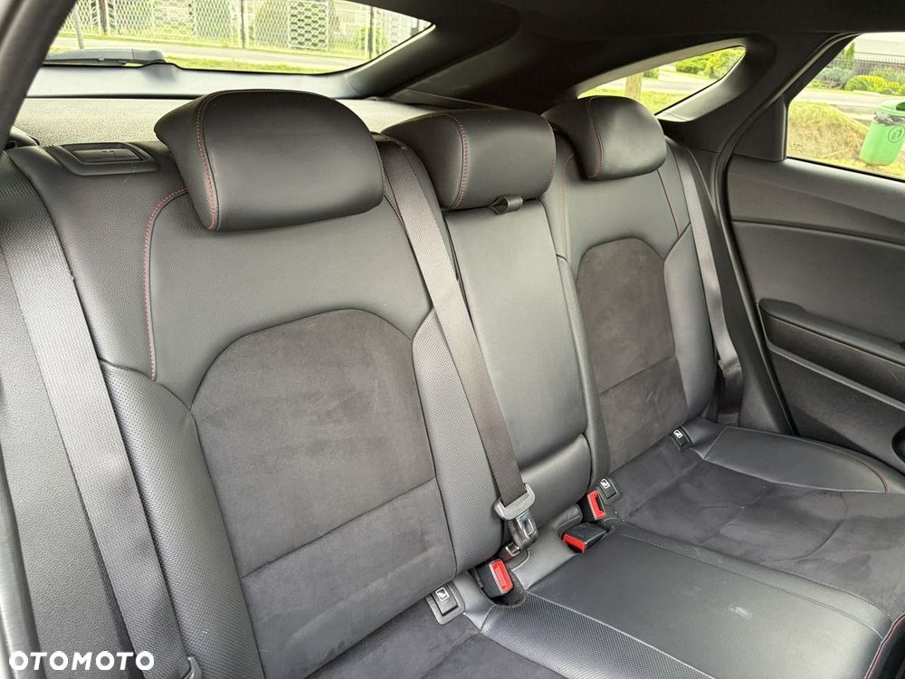 Kia ProCeed 1.6 T-GDI DCT7 OPF GT - 25