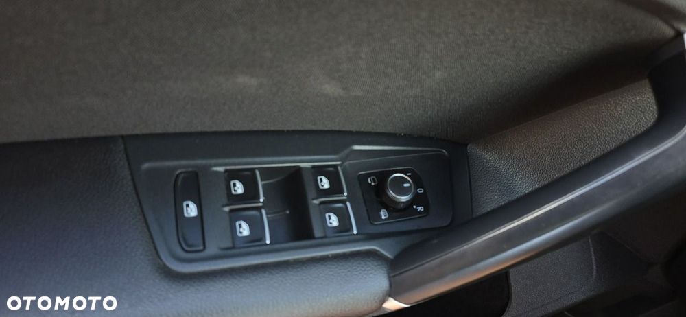 Volkswagen Tiguan - 28