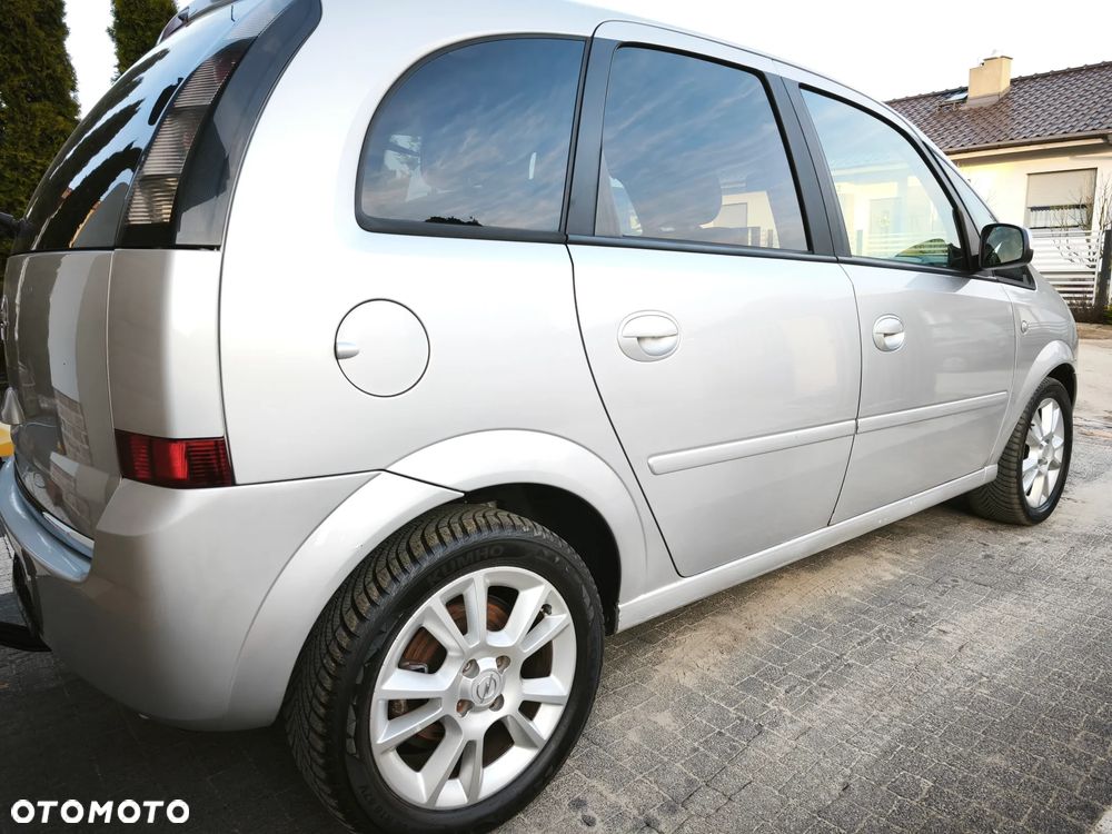 Opel Meriva 1.6 16V Cosmo - 6