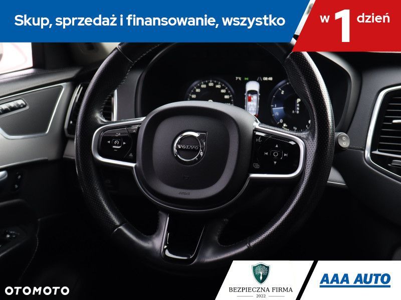 Volvo XC 90 - 17