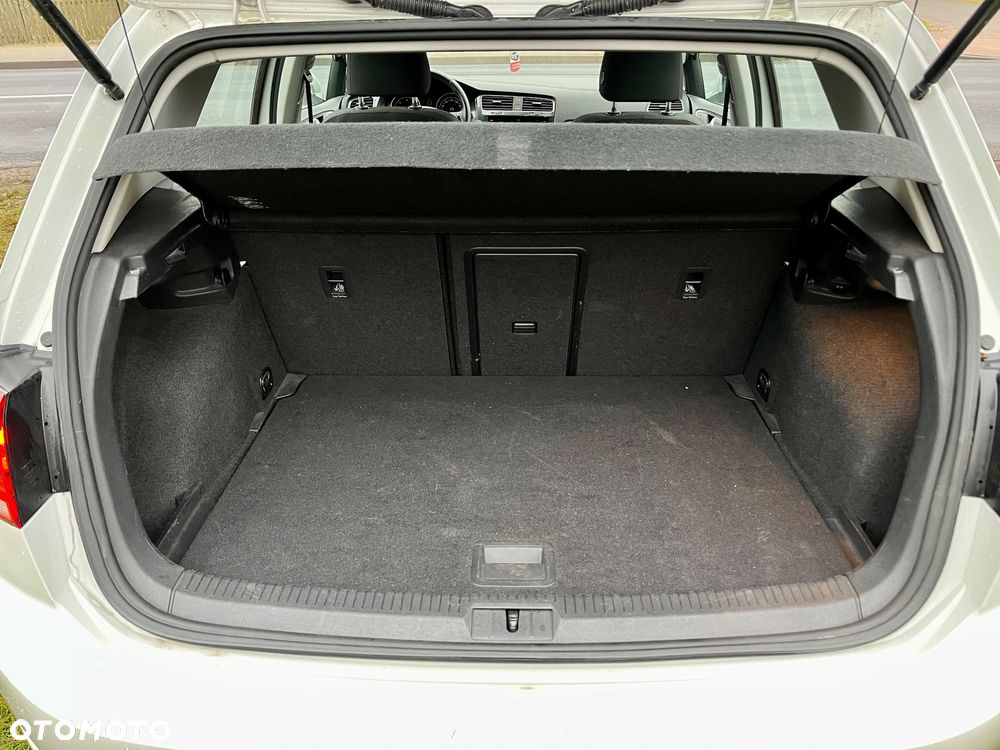 Volkswagen Golf 1.6 TDI (BlueMotion Technology) Comfortline - 14