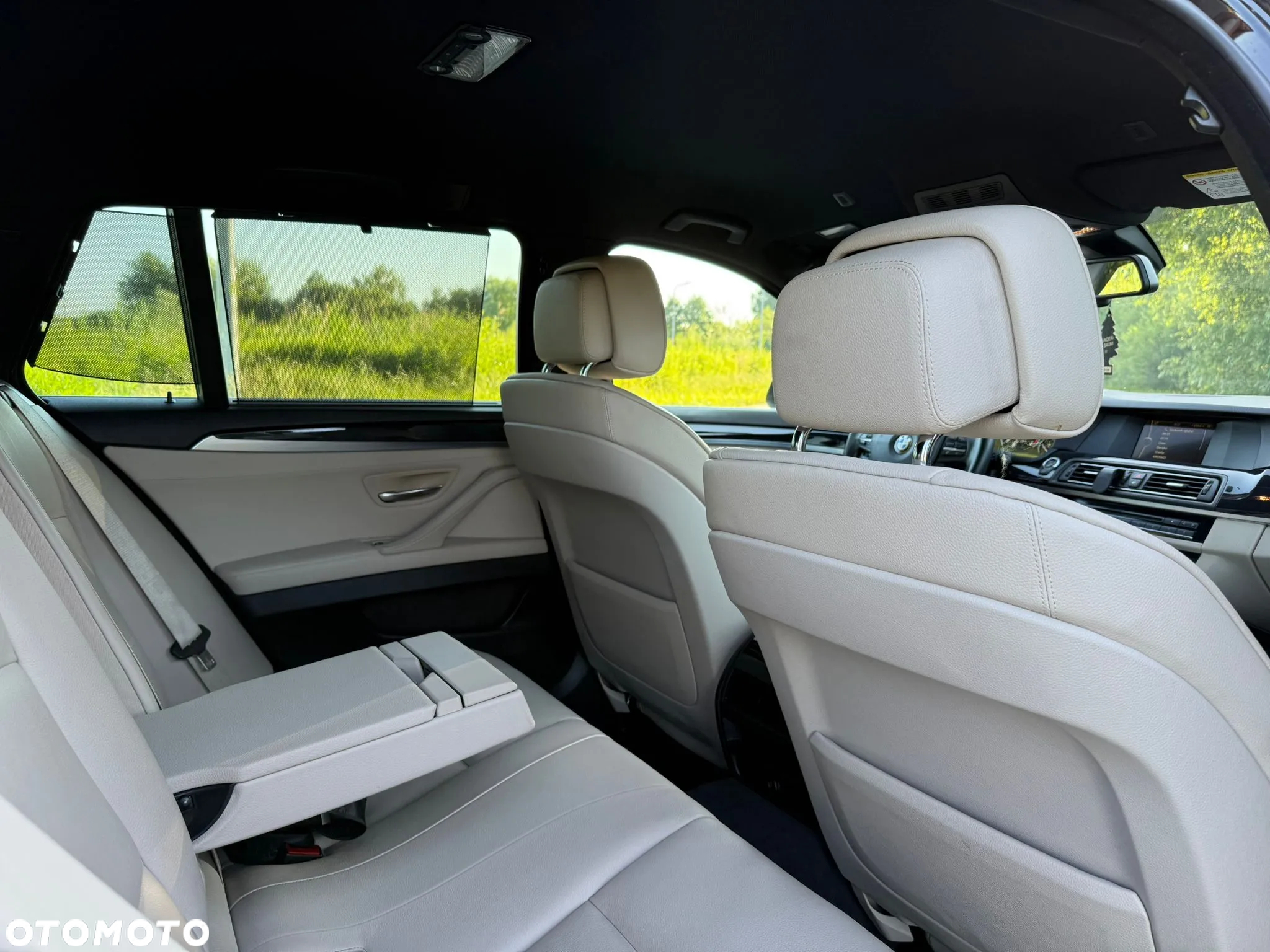 BMW Seria 5 520d Touring Luxury Line - 22