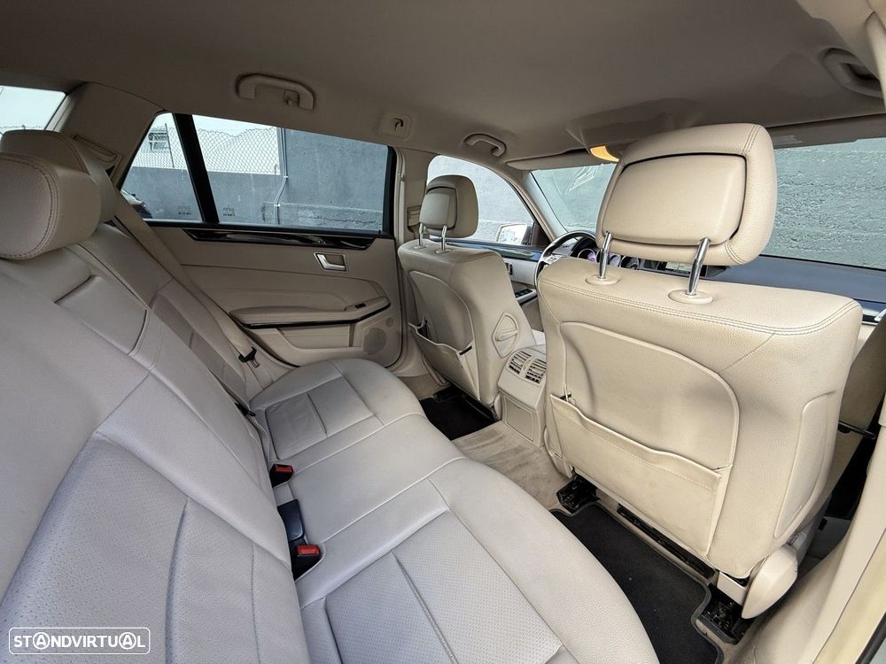 Mercedes-Benz E 300 Bluetec Hybrid Avantgarde - 12