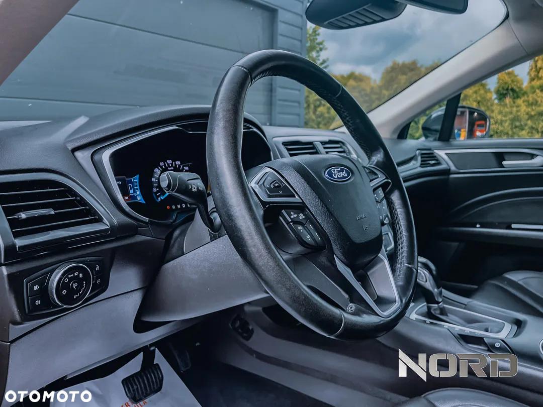 Ford Mondeo 2.0 Hybrid Titanium - 11
