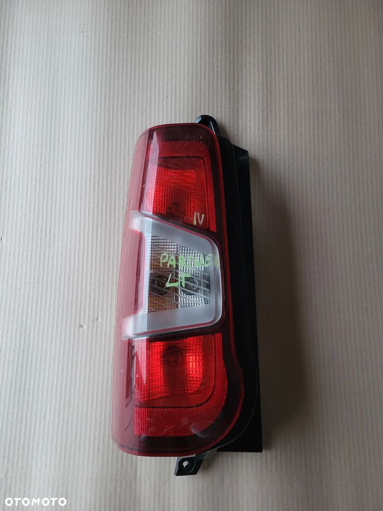 Lampa tylna lewa Peugeot Partner IV - 1