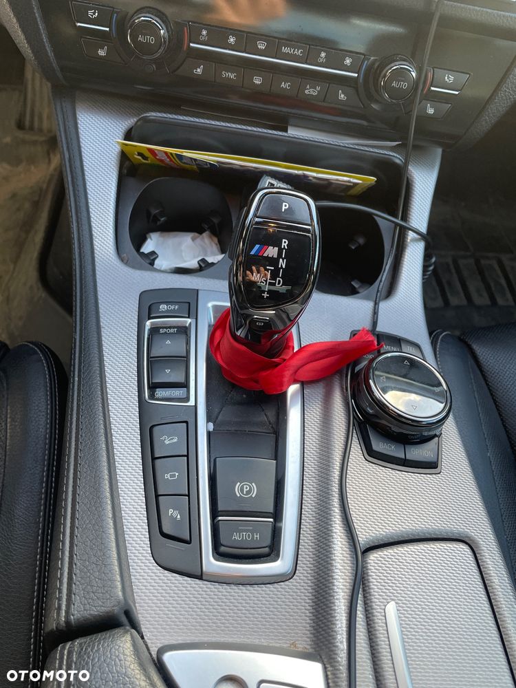 BMW Seria 5 M550d xDrive - 11