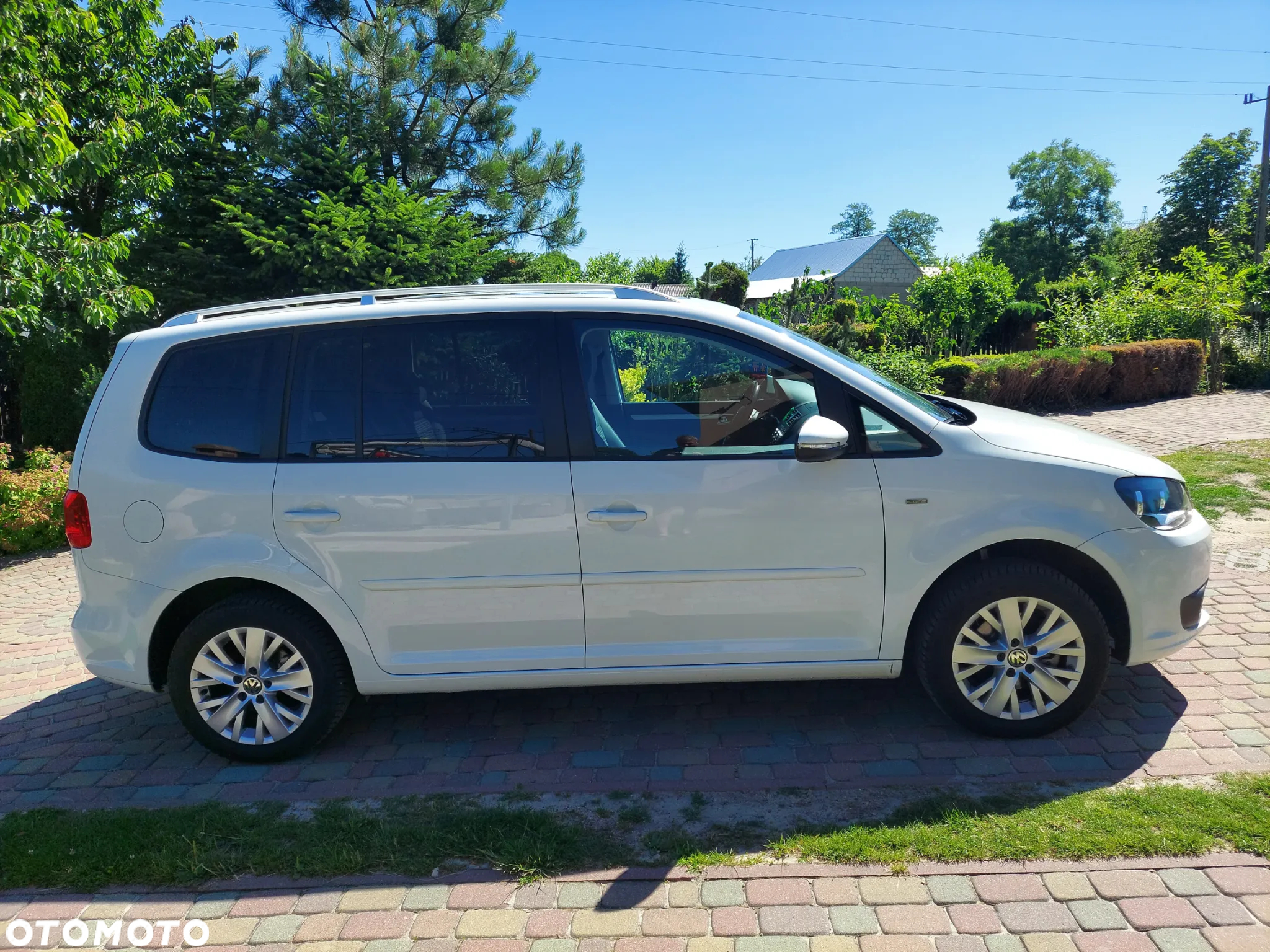 Volkswagen Touran 1.2 TSI BlueMotion Technology Life - 8