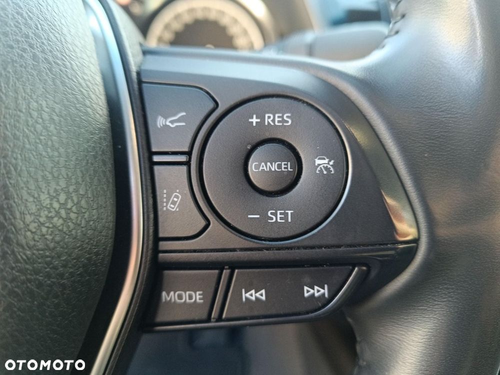 Toyota Camry 2.5 Hybrid Comfort CVT - 18