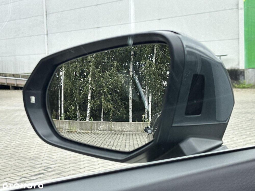 Audi Q3 Sportback - 15