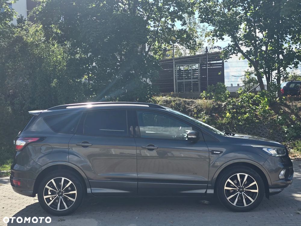 Ford Kuga 2.0 TDCi 4x4 ST-Line - 9
