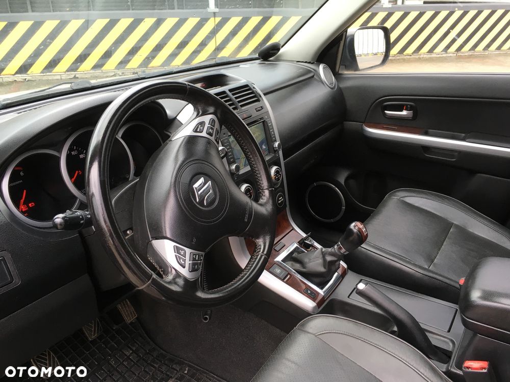 Suzuki Grand Vitara 1.9 DDiS De luxe - 7