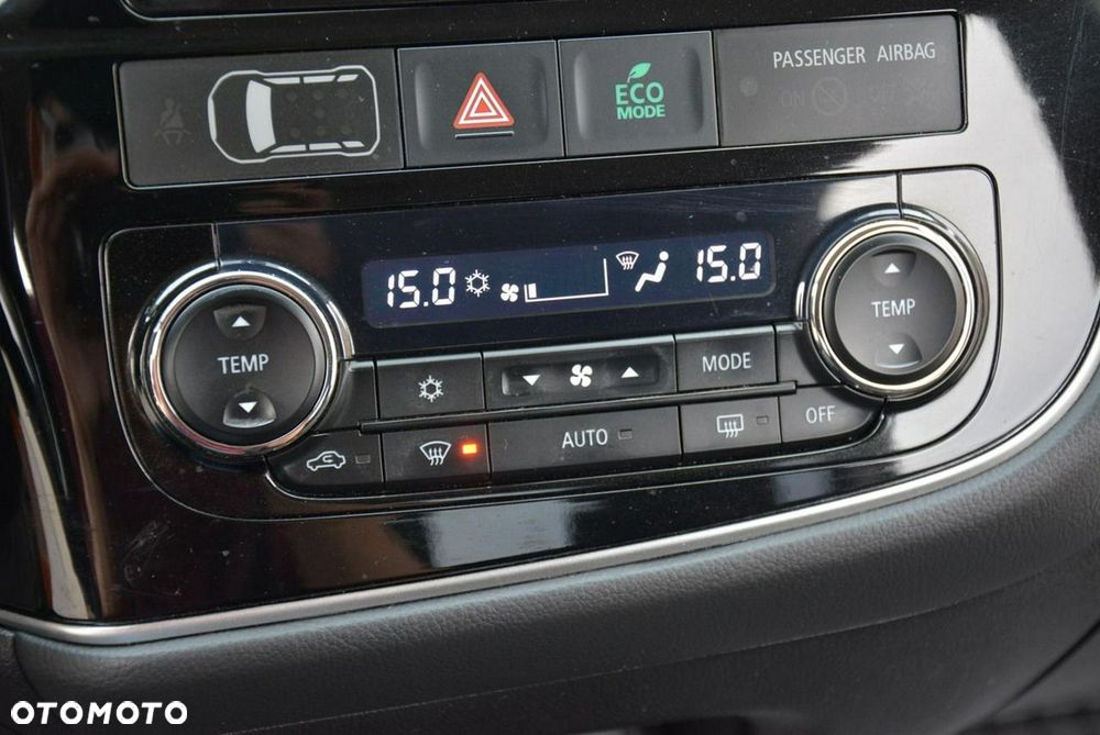 Mitsubishi Outlander 2.0 2WD Active - 25