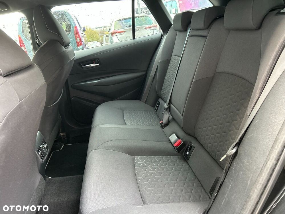 Toyota Corolla 1.8 Hybrid Comfort - 24