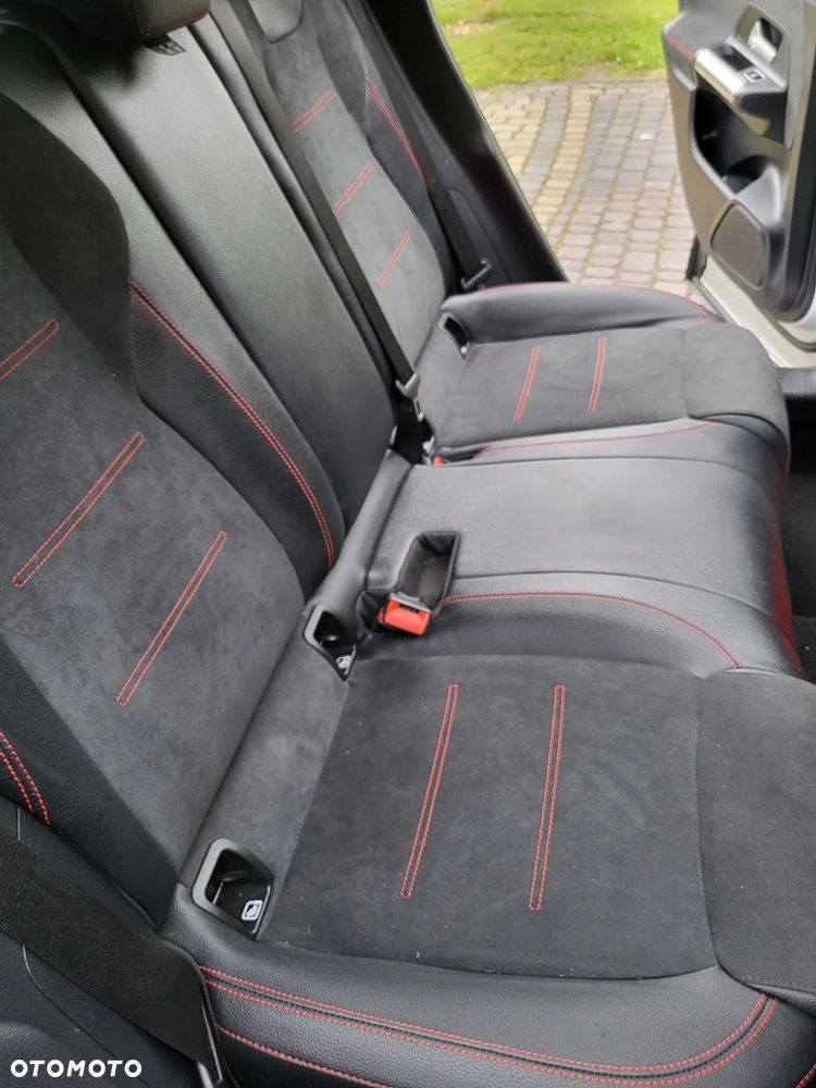 Mercedes-Benz GLA 220 d 4Matic 8G-DCT AMG Line - 21