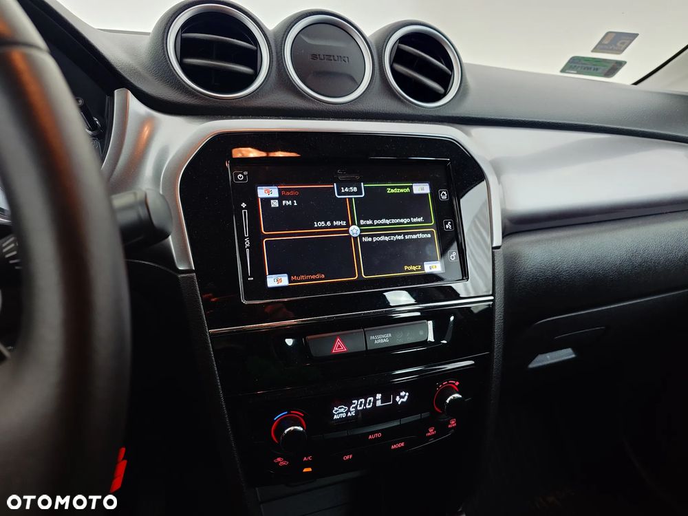 Suzuki Vitara 1.4 Boosterjet Premium 4WD - 20