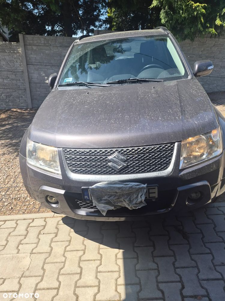 Suzuki Grand Vitara 2011 photo 4