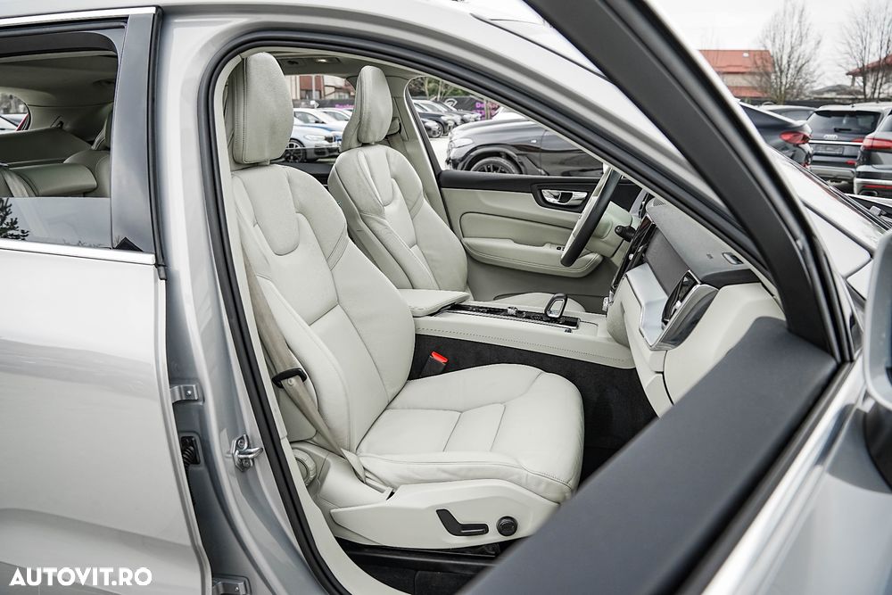 Volvo XC 60 Recharge T6 Twin Engine eAWD Inscription Expression - 20