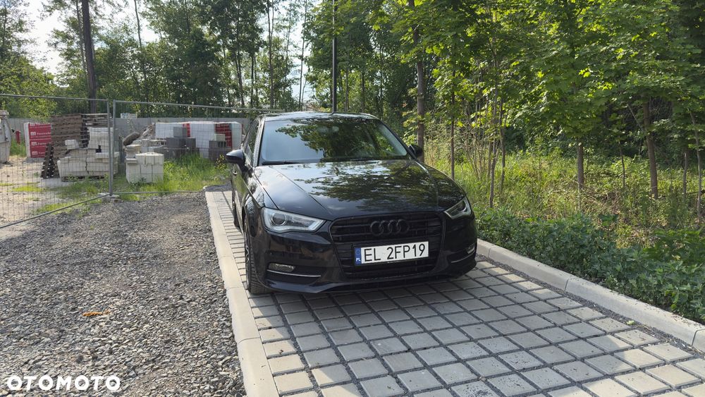 Audi A3 Sportback 1.6 TDI ultra Attraction - 2