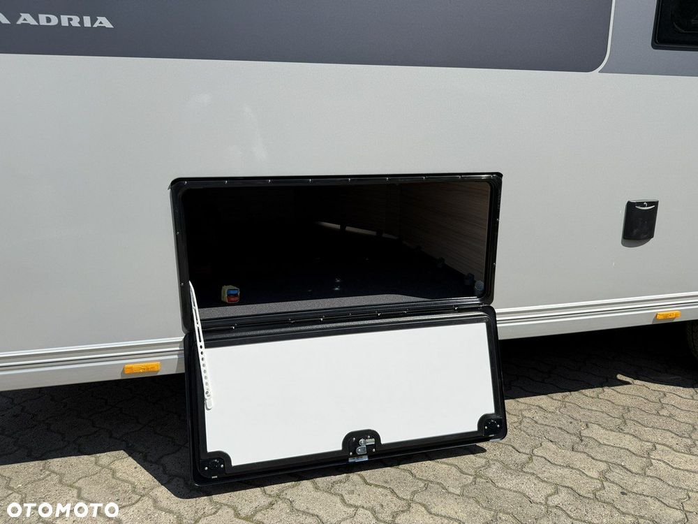 Adria Altea 552PK 60Y Deluxe FV23% WCC - 8