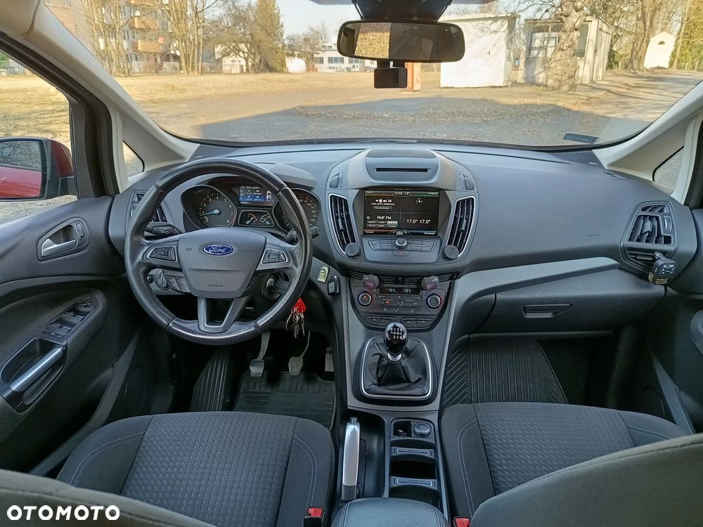 Ford C-MAX - 11