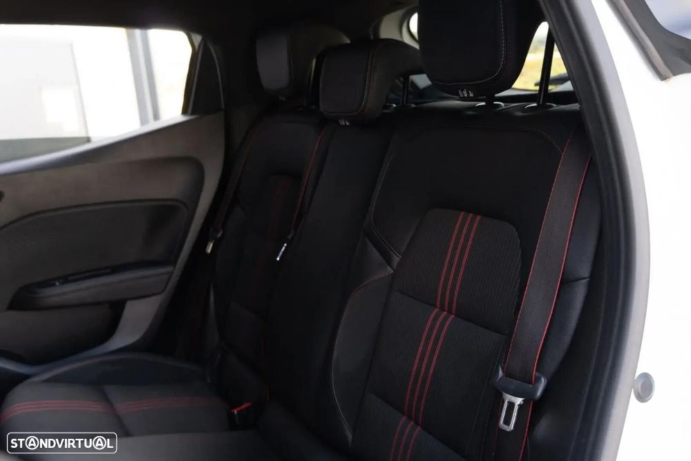 Renault Clio - 51