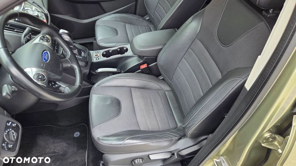 Ford Kuga 2.0 TDCi 4x4 SYNC - 25