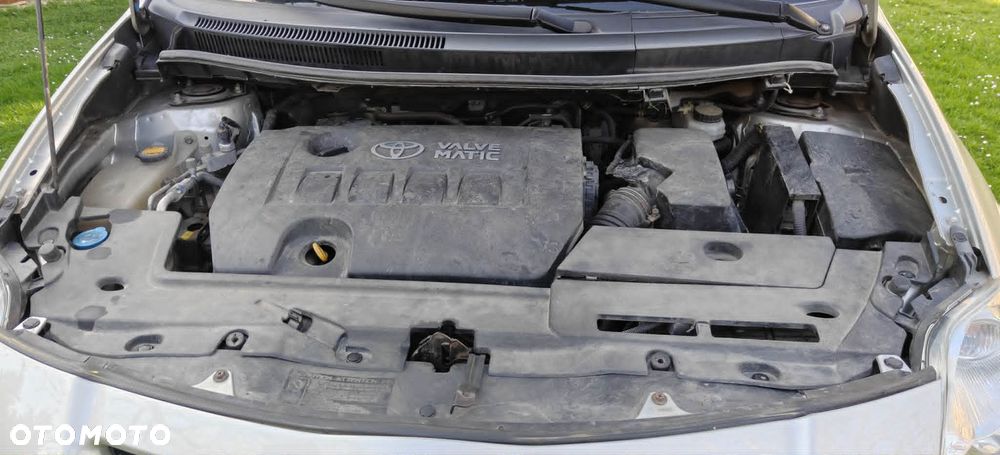 Toyota Auris 1.6 Premium - 6