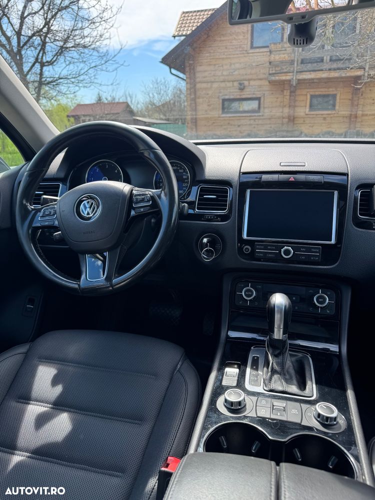 Volkswagen Touareg 3.0 V6 TDI BMT - 14
