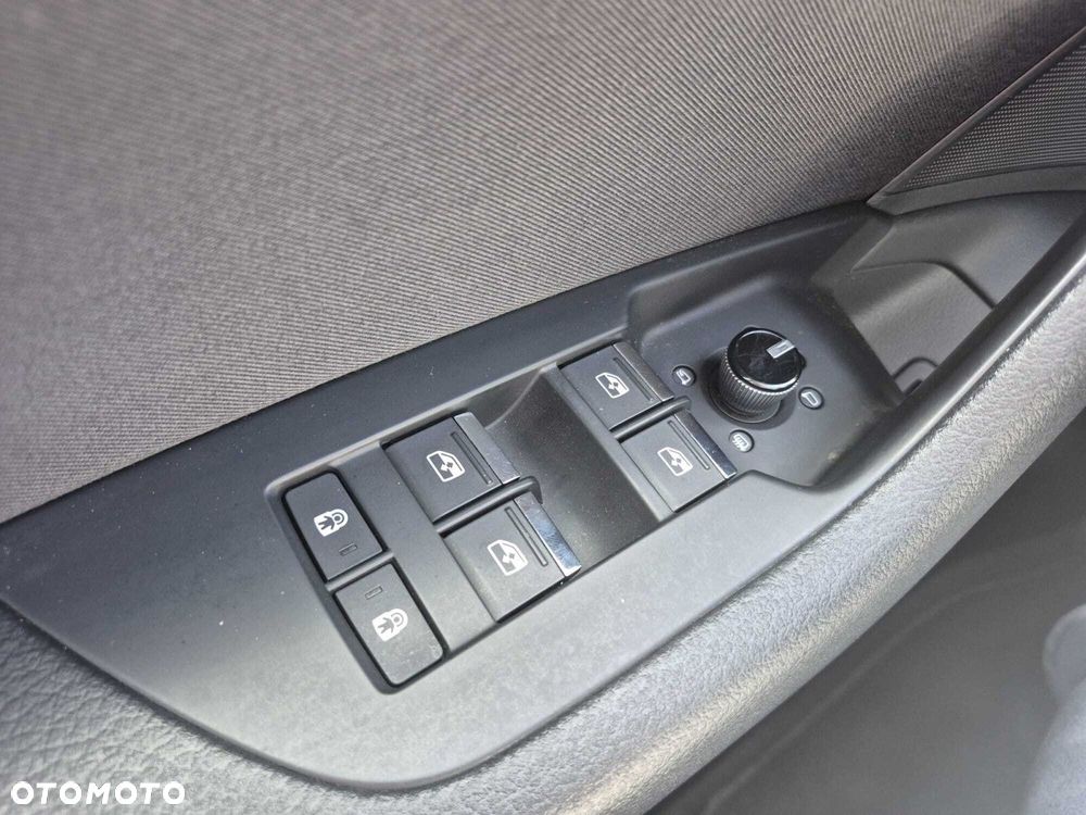 Audi A6 Avant - 15