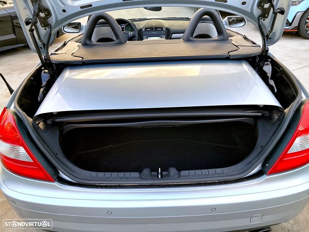 Mercedes-Benz SLK 350 Standard - 19