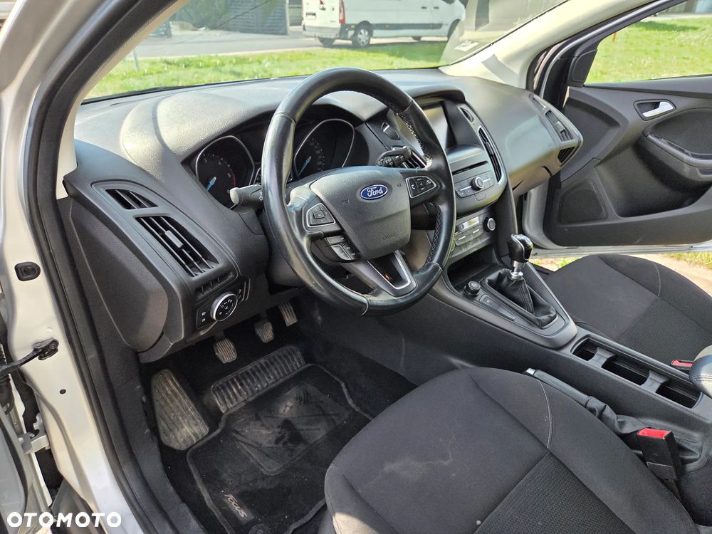 Ford Focus - 14