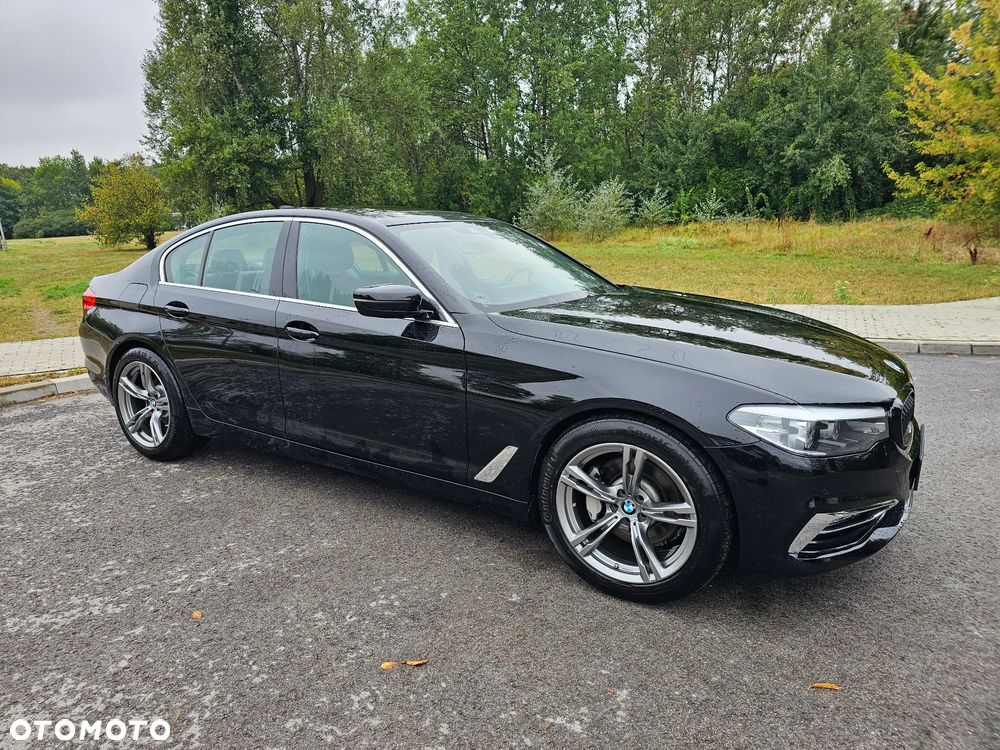 BMW Seria 5 530i xDrive Sport Line - 9