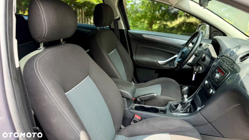 Ford Mondeo 2.0 TDCi Trend - 25