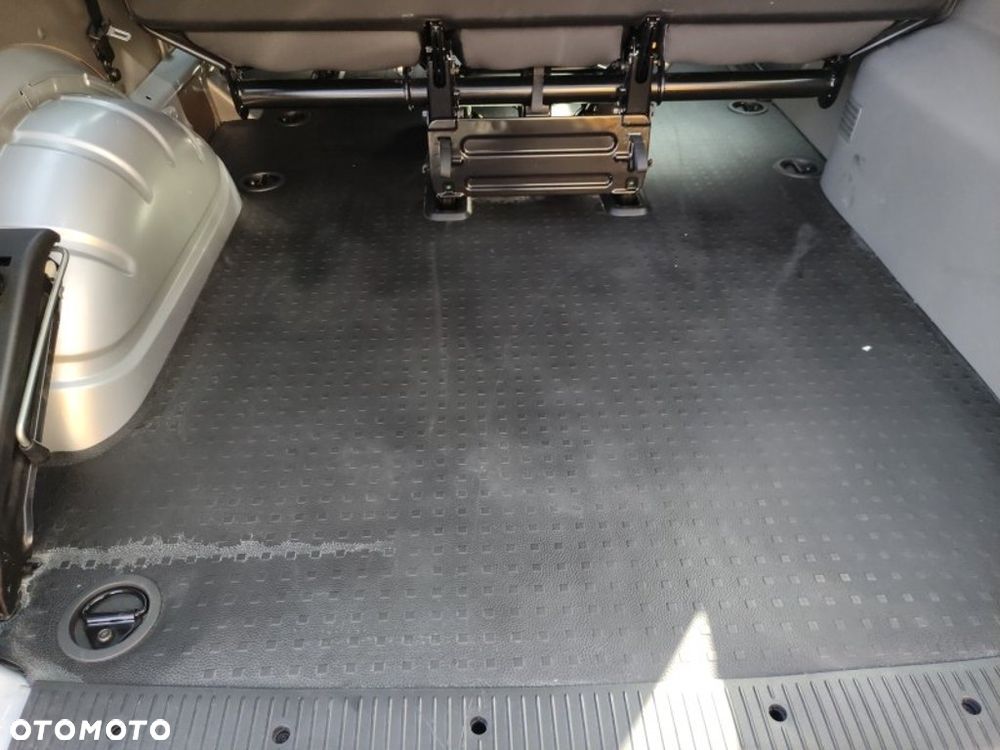 Volkswagen Transporter - 5