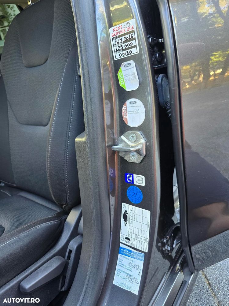 Ford Mondeo 2.0 TDCi Powershift Titanium - 22