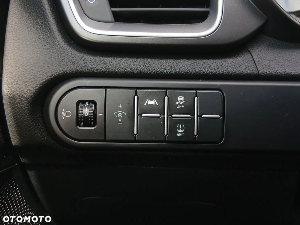 Kia XCeed 1.5 T-GDI M DCT - 18