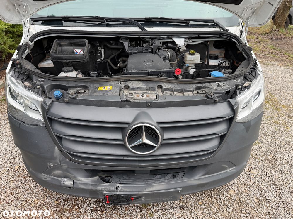 Mercedes-Benz Sprinter 907 - 27