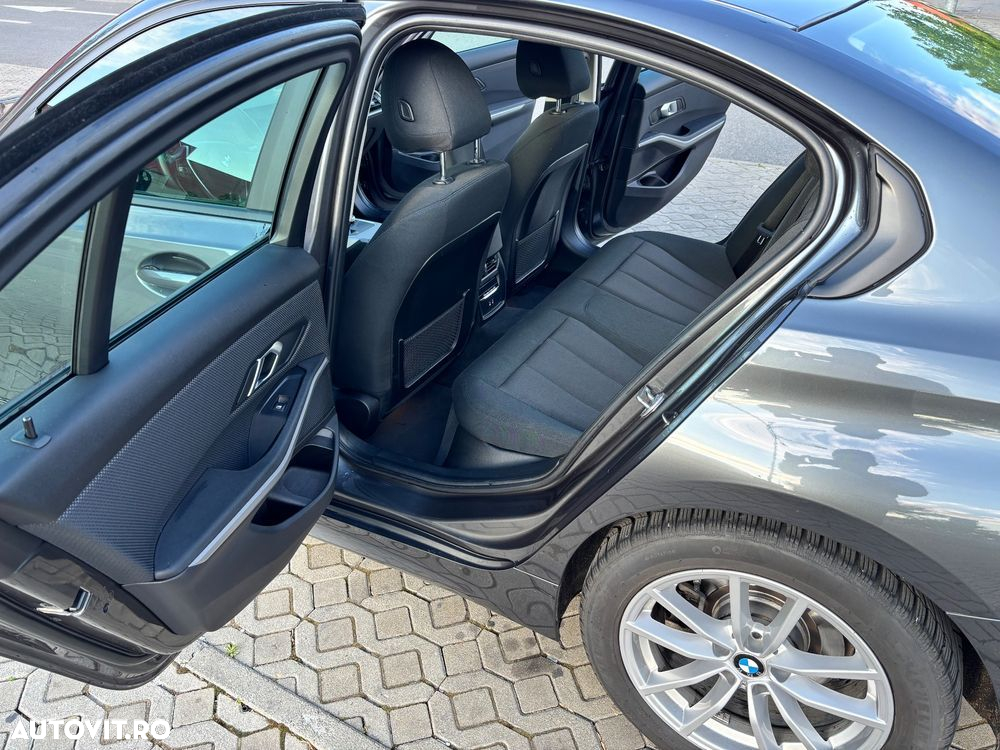 BMW Seria 3 - 11